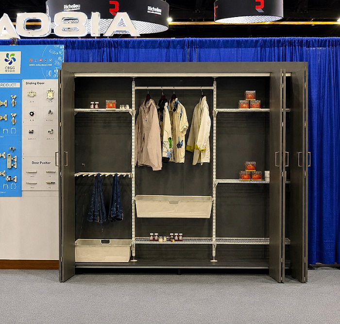 Folding Wardrobe Doors Emerge As A Trend For Modern Storage